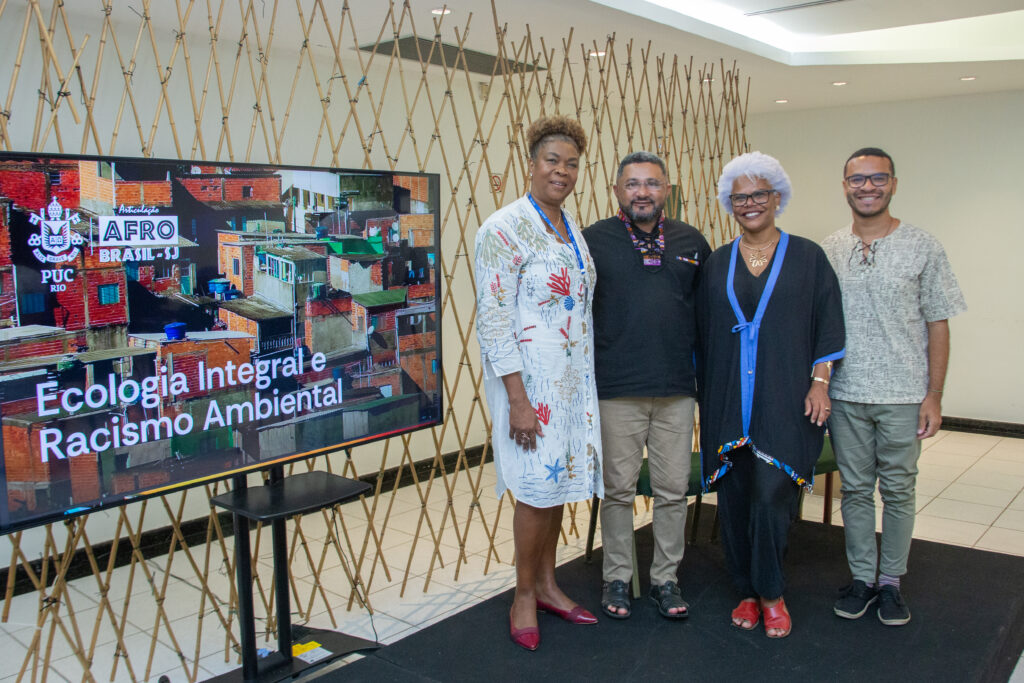 Simpósio Ecologia Integral e Racismo Ambiental - Foto do evento